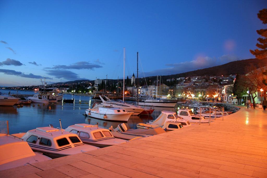 Drance 16 Apartments Selce Exterior photo